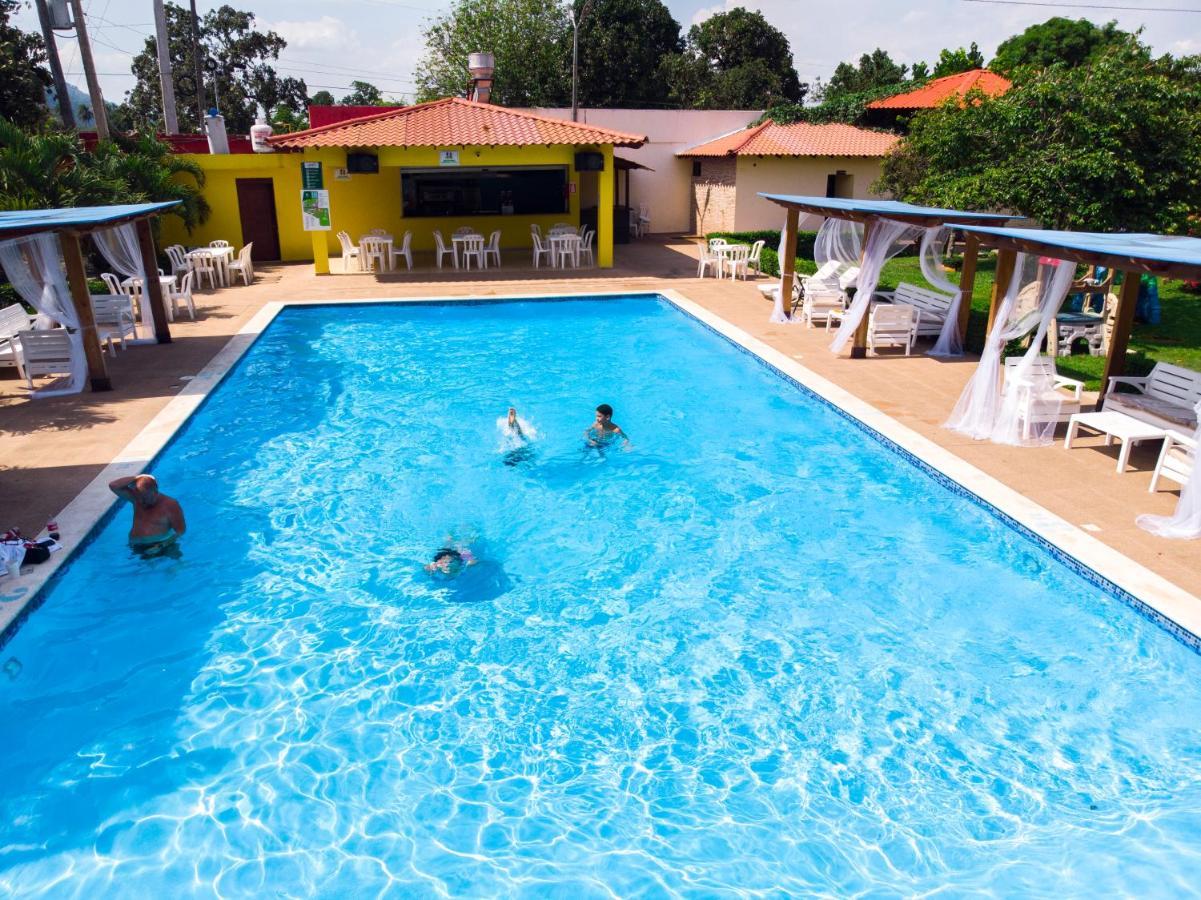 Deluxe Suites Guacamayos - Eco-Lodge & Swimming Pool Bonao Exteriér fotografie